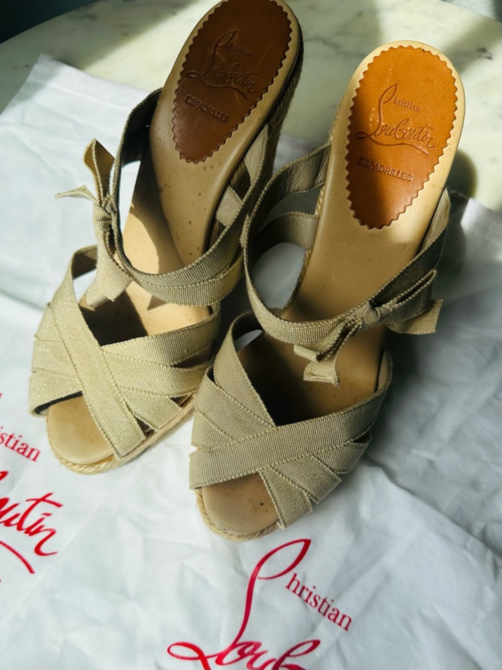 Christian Louboutin Isabelle Espadrille Wedge Sandals Beige canvas Bow w dusty